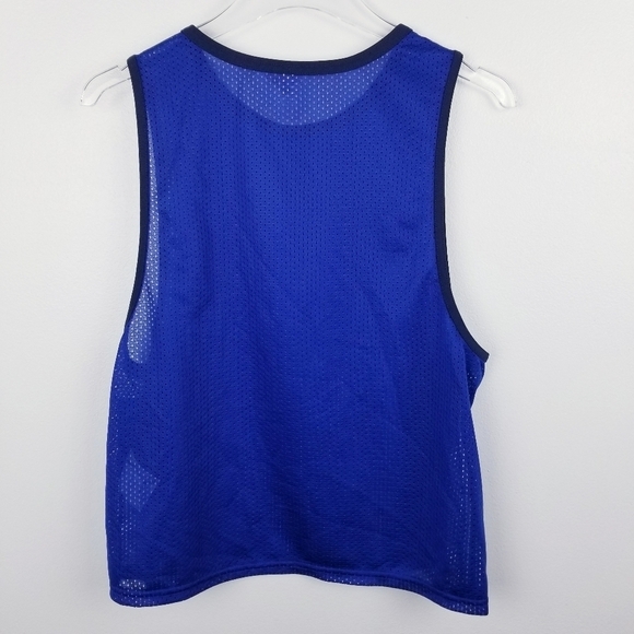 Women's Under Armour Blue Playback Retro Mesh Tank Top NWT size Large - Picture 2 of 10